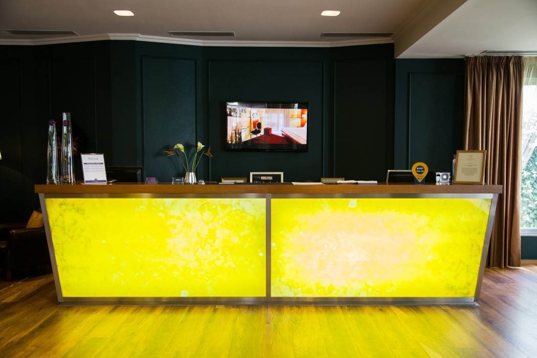 Classic Hotel Тирана Екстер'єр фото