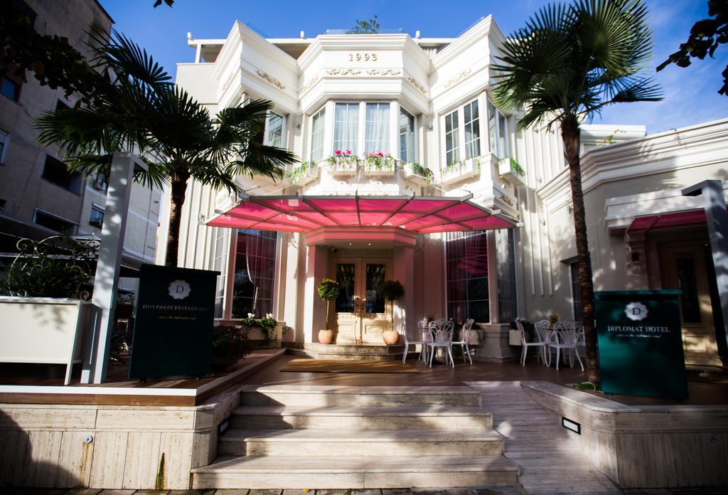 Classic Hotel Тирана Екстер'єр фото